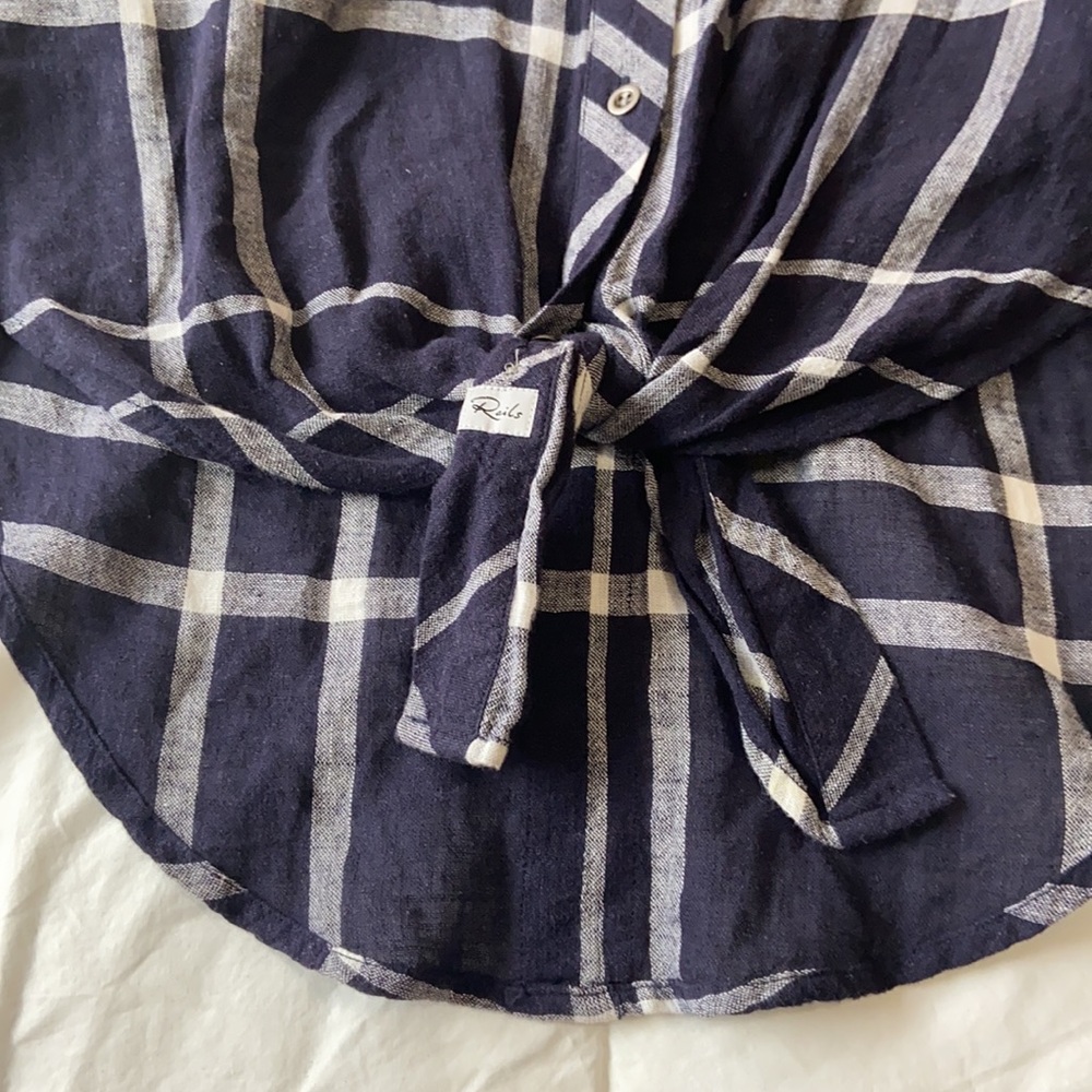 Rails button down - Picture 4 of 6